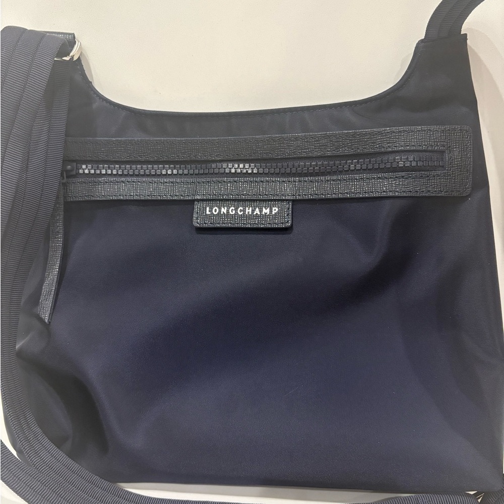 Longchamp Le Pliage Neo Flat Navy Crossbody NWOT